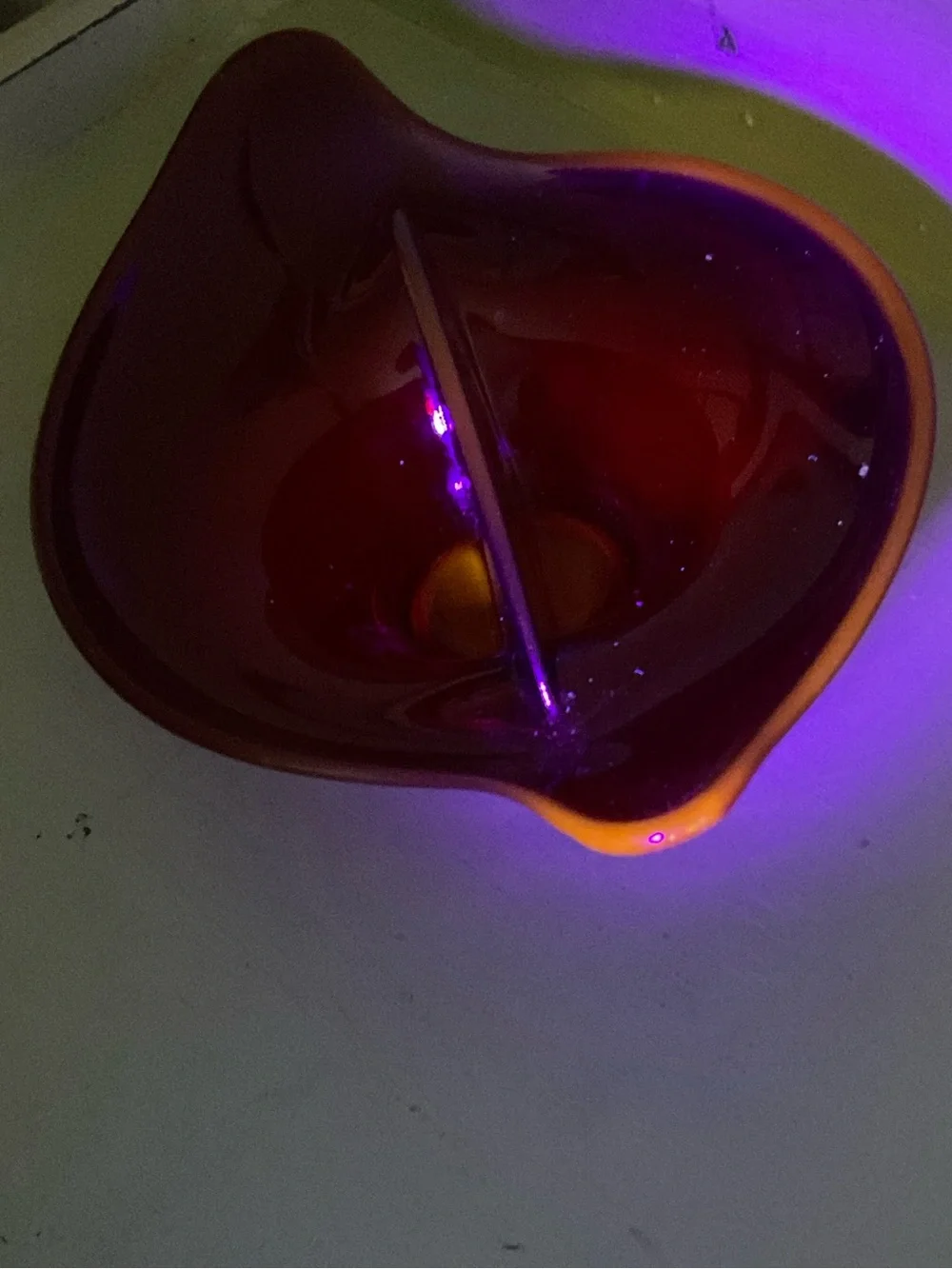 VIKING glass Divided epic red. Cadmium